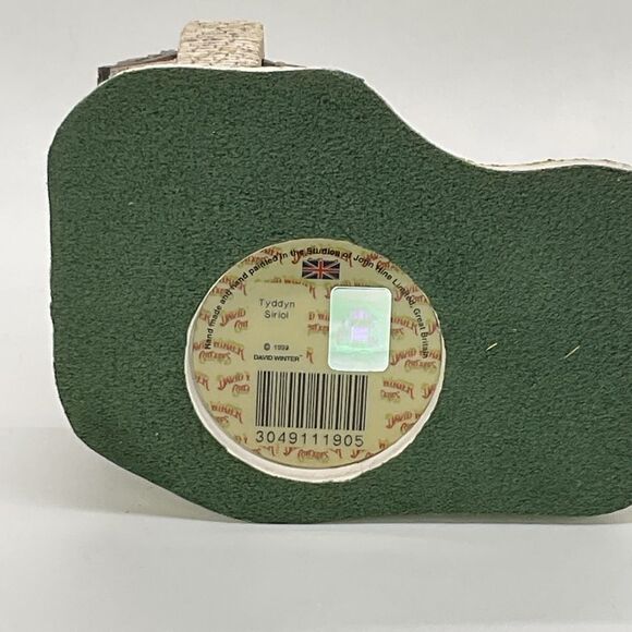 David Winter Tyddyn Siriol Charming Stone Cottage Figurine - Picture 3 of 7